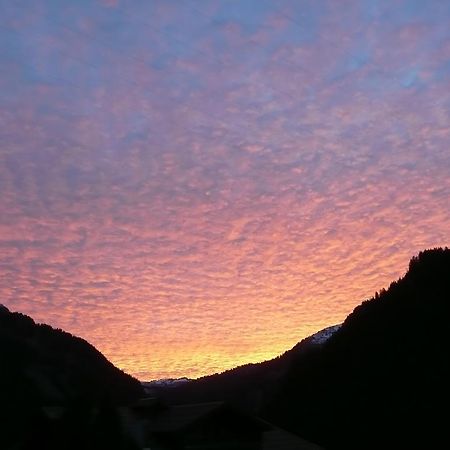 Chambre D'Hote L'Etringa ชาแตล ภายนอก รูปภาพ