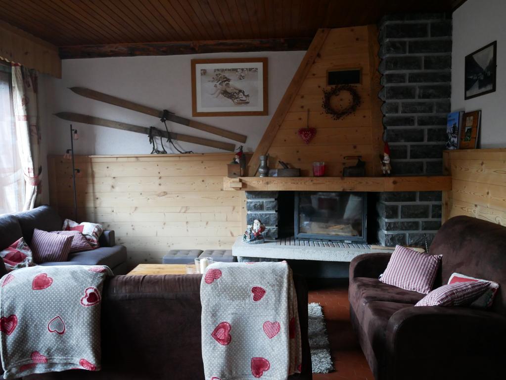 Chambre D'Hote L'Etringa ชาแตล ภายนอก รูปภาพ